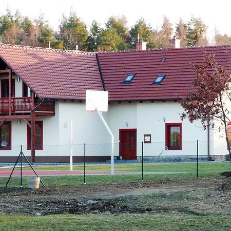 Penzion Lipina Slatiňany Eksteriør billede