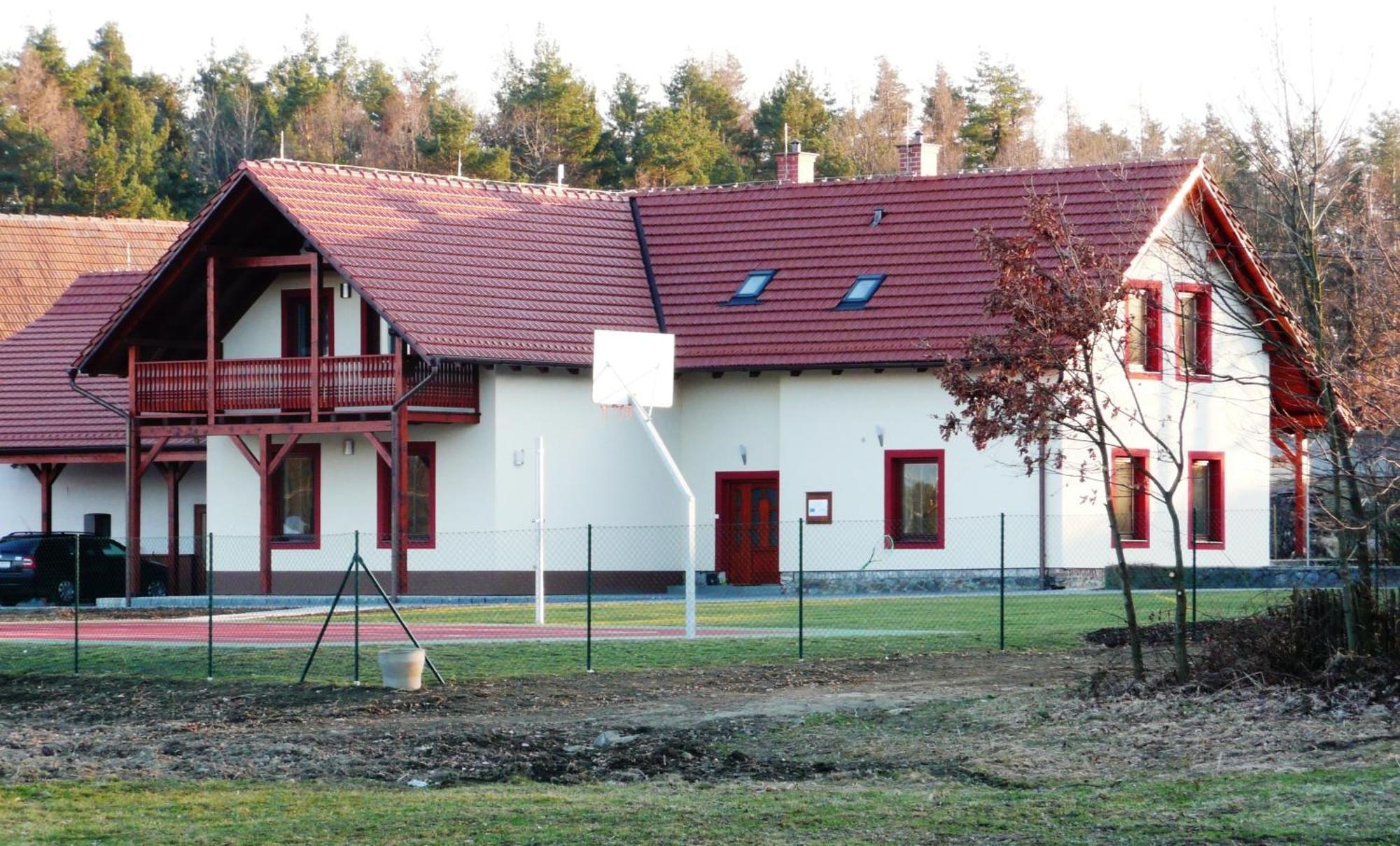 Penzion Lipina Slatiňany Eksteriør billede